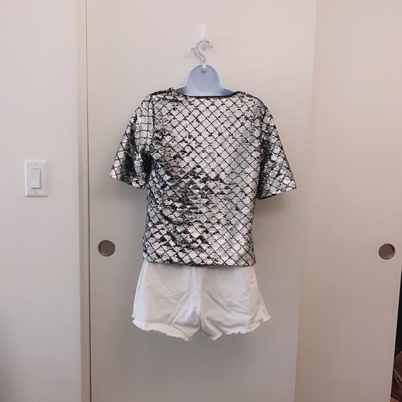 AiyaLiu Women's Sequined Metalic T-shirt (S) - Picture 2 of 4